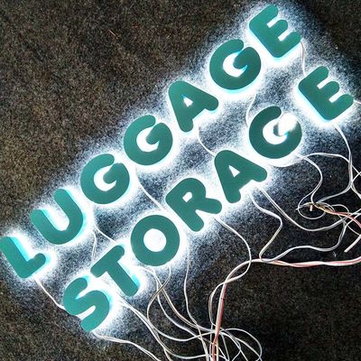 3D Shape رنگ رنگ حروف فلزی با چراغ تبلیغات در فضای باز