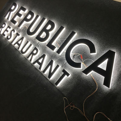 OEM ODM پلاستیکی الفبای اکریلیک نورانی تبلیغات ویترین فروشگاه