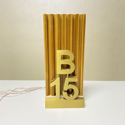 چراغ‌های LED با نور پس‌زمینه، نشانه‌های شماره خانه را روشن می‌کنند برای دفاتر آپارتمانی