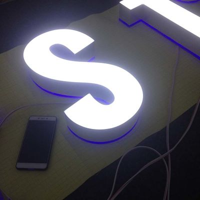 پایه دیواری 3 تا 5 میلی متری تابلو اکریلیک در جلوی فروشگاه، حروف کانال روشن برای فروشگاه ها