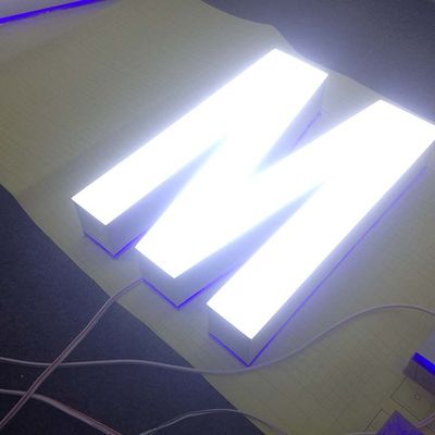 پایه دیواری 3 تا 5 میلی متری تابلو اکریلیک در جلوی فروشگاه، حروف کانال روشن برای فروشگاه ها