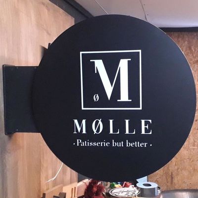 تابلوی تابلوی رستوران تجاری LED 12 ولت فضای باز تابلو سیاه رنگ دو طرفه