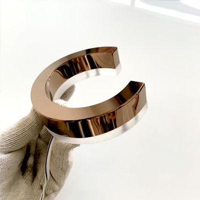 چراغ‌های بیرونی سه بعدی علامت حروف اکریلیک 304# فولاد ضد زنگ 3 سانتی‌متری